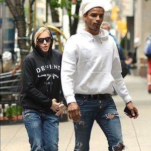 Defend Paris unisex hoodie size small